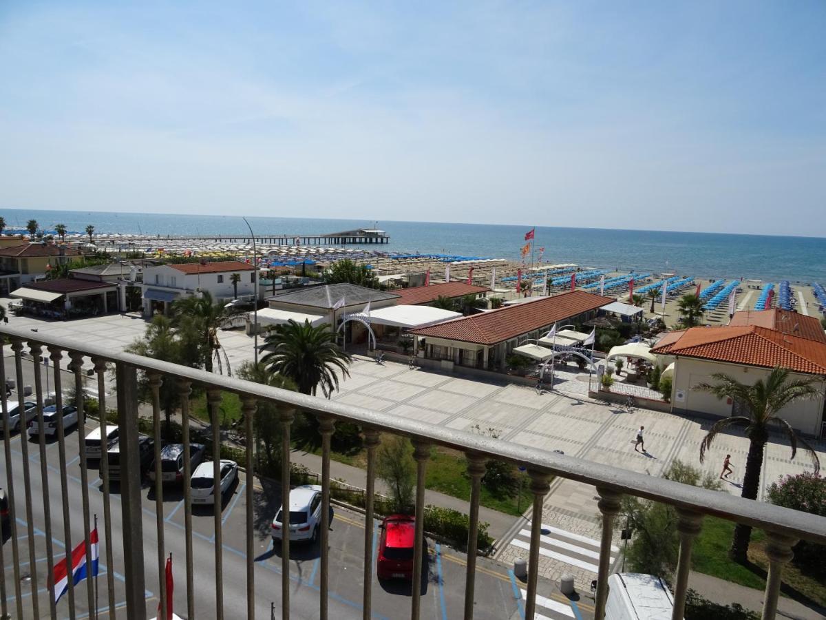 Dependance Dell'Hotel Sole E Mare Lido di Camaiore Dış mekan fotoğraf