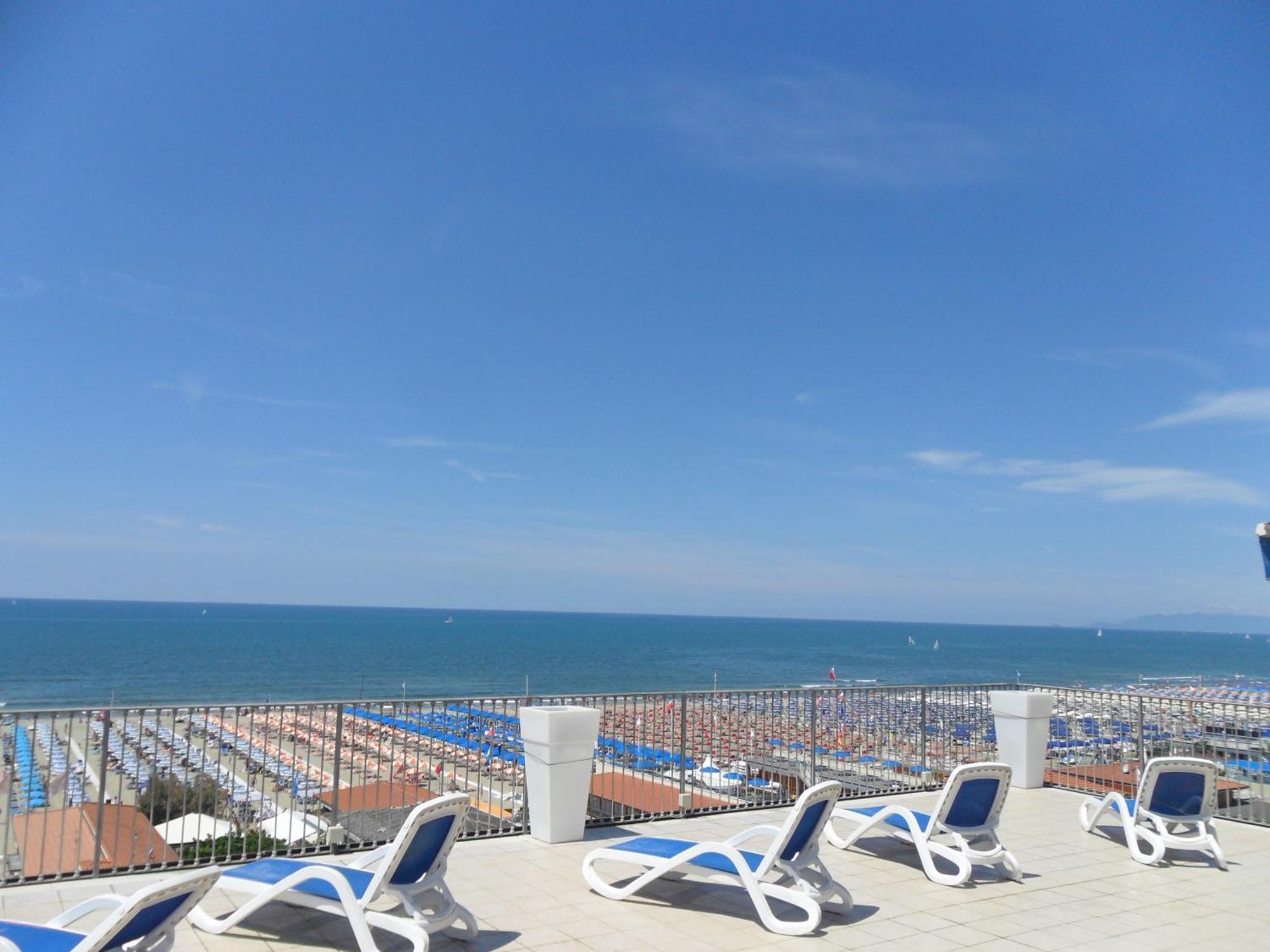 Dependance Dell'Hotel Sole E Mare Lido di Camaiore Dış mekan fotoğraf